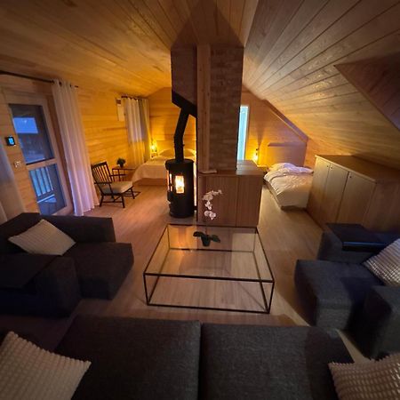 Dolina Sanu Hotell Krzeszow  Exteriör bild