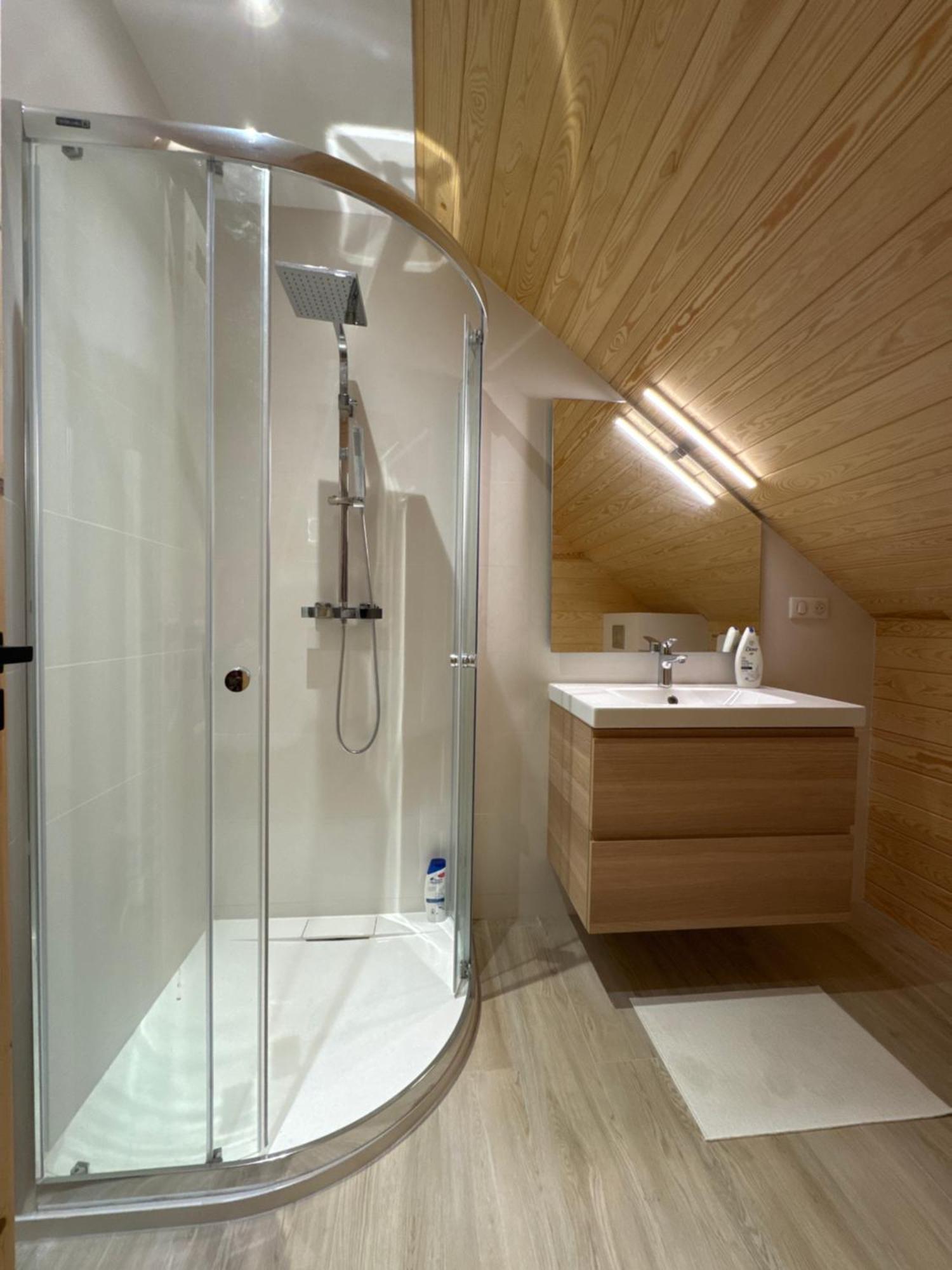Dolina Sanu Hotell Krzeszow  Exteriör bild